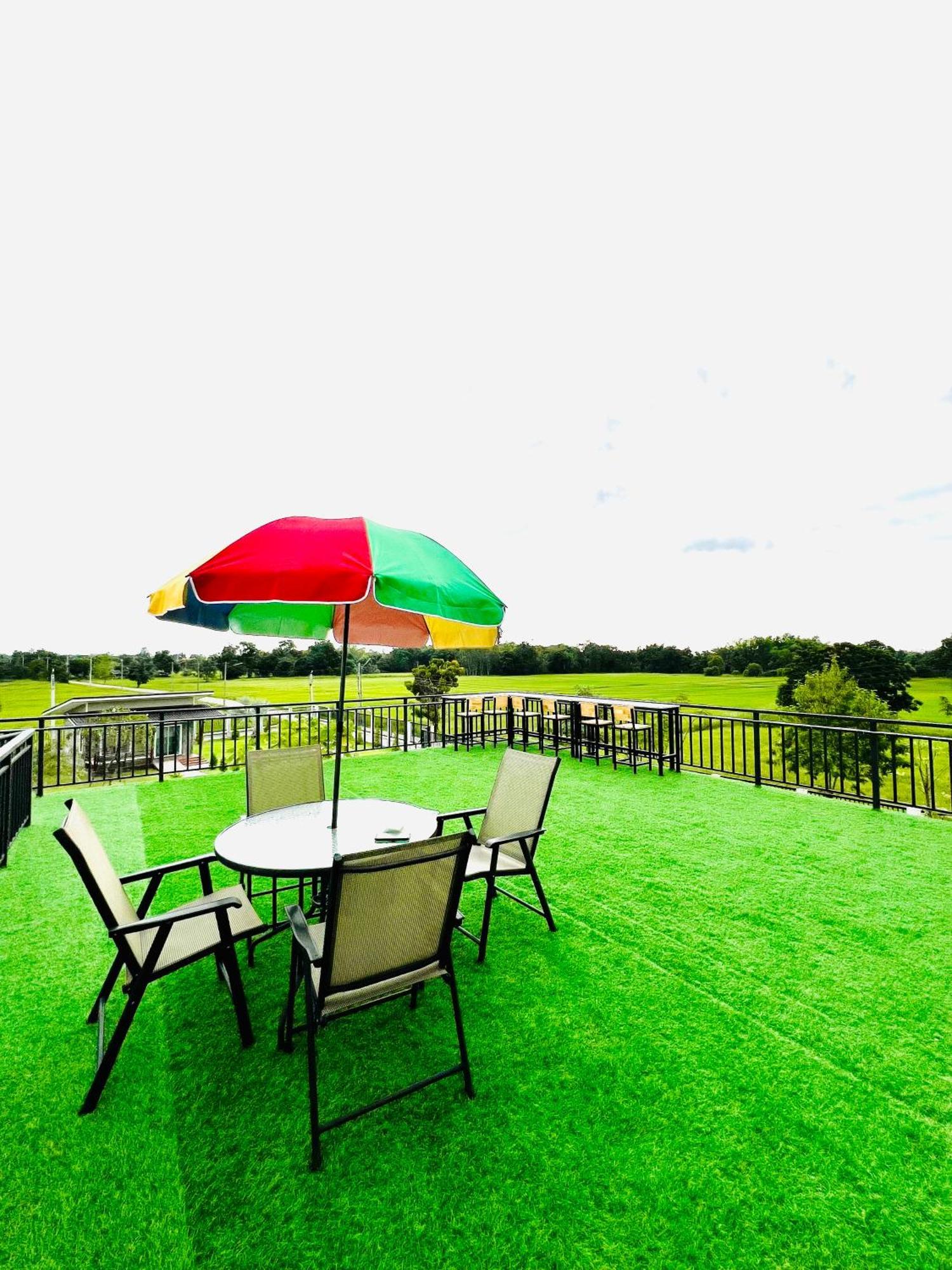 Farm View Resort @Uthai Thani ฟาร์มวิว รีสอร์ท อุทัยธานี Nong Khayang Exterior photo