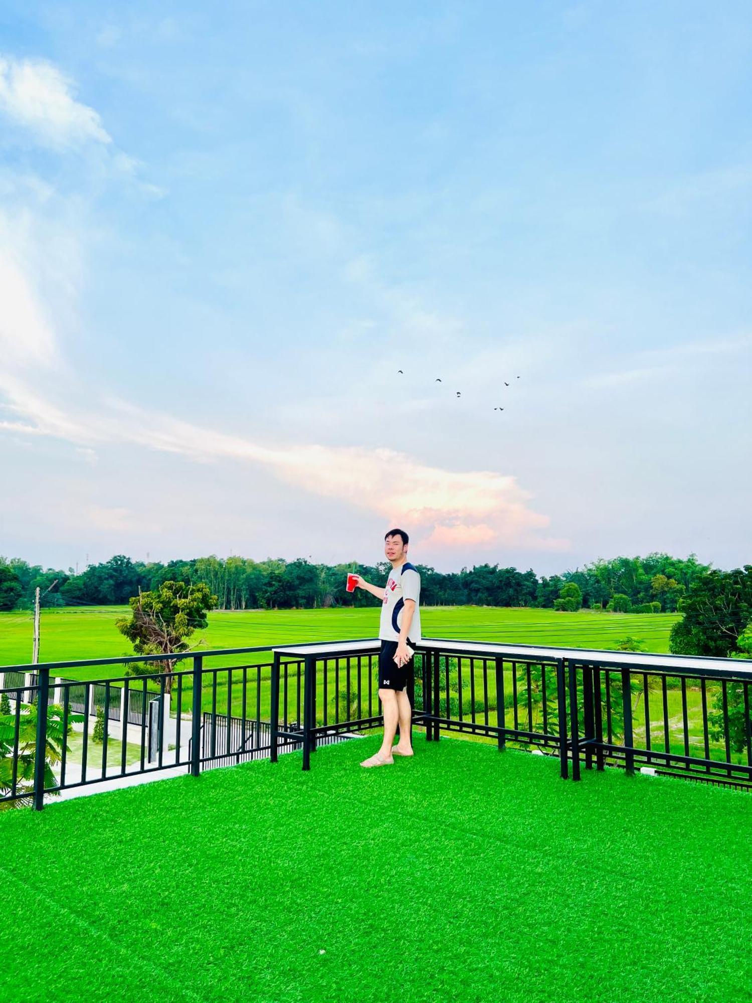 Farm View Resort @Uthai Thani ฟาร์มวิว รีสอร์ท อุทัยธานี Nong Khayang Exterior photo
